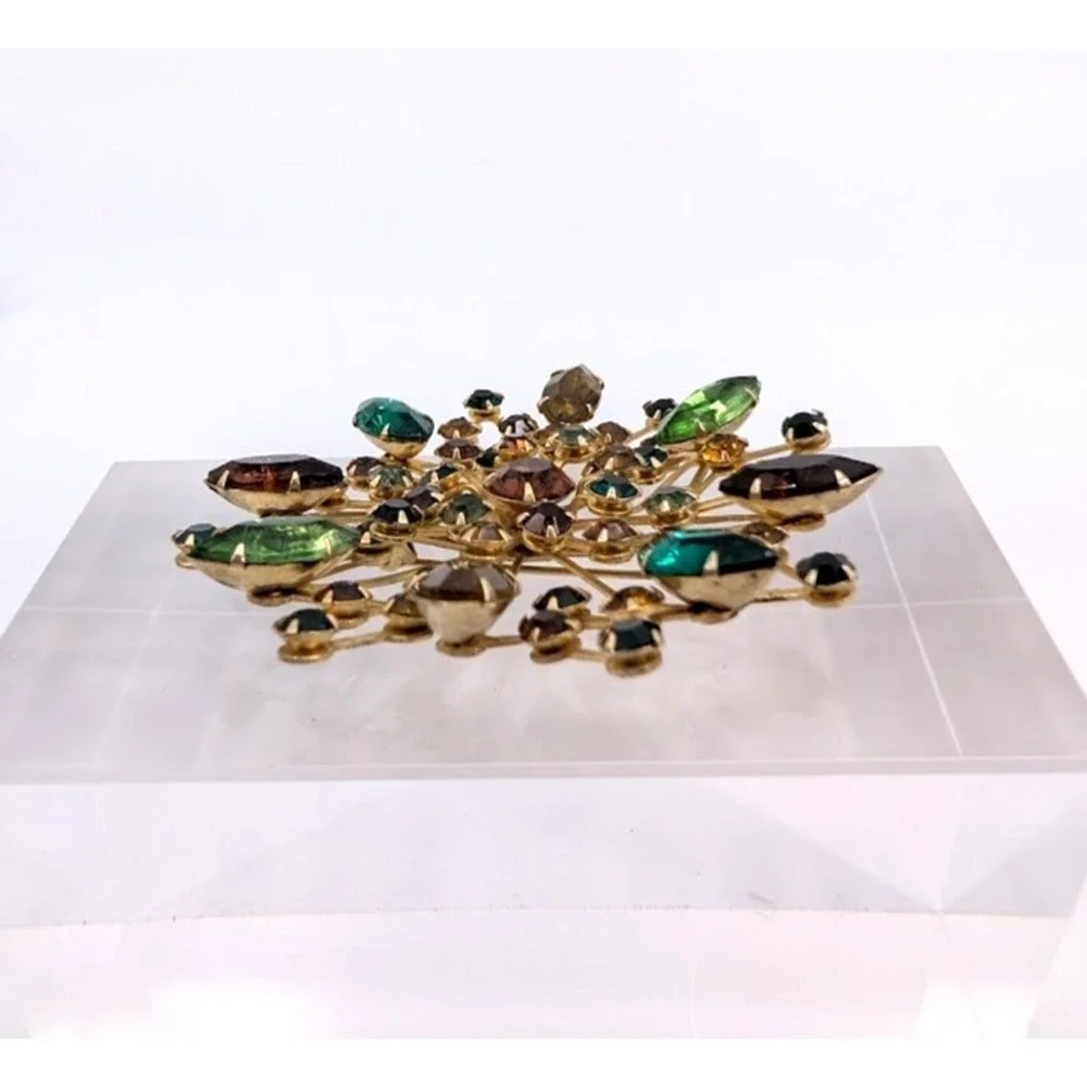 Vintage Rhinestone Sunburst Brooch 3D Layered Gold Tone Earth Colors MCM‎